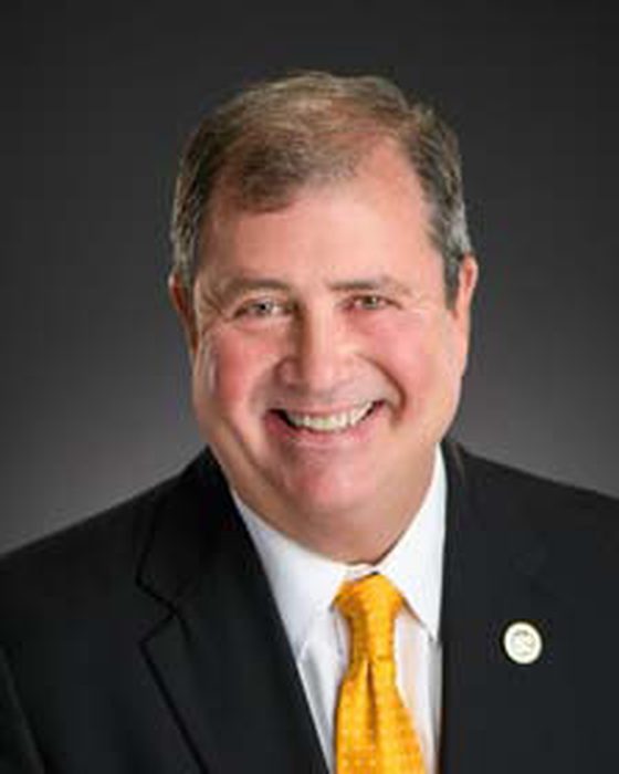 Portrait of Neil Riser