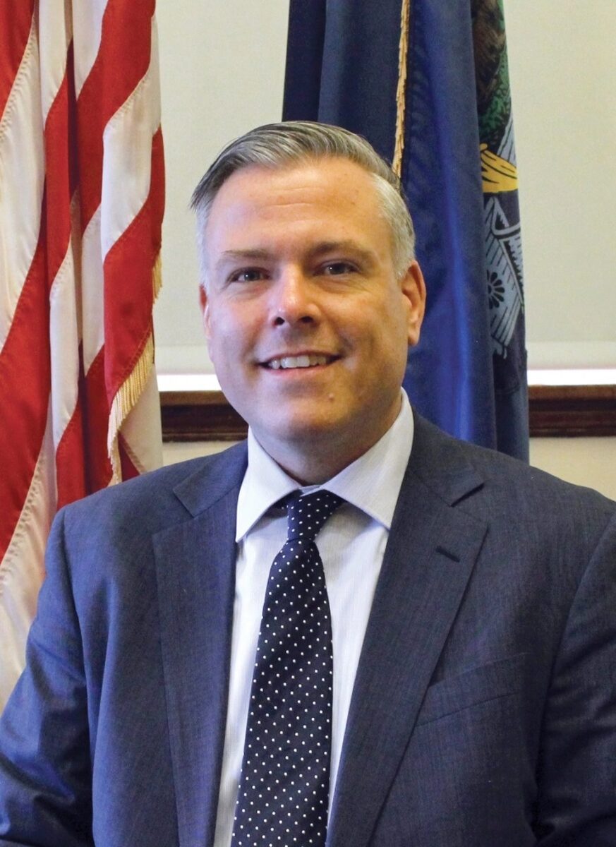 Matt Harrington portrait