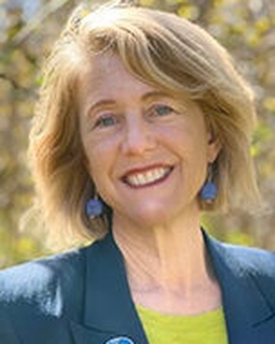 Portrait of Victoria Doudera