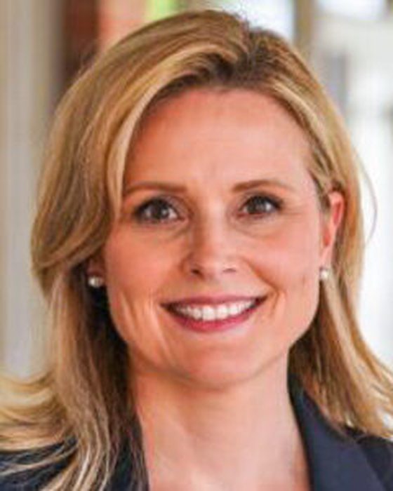 Portrait of Dawn Gile