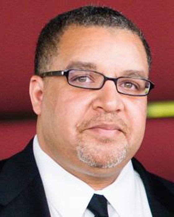 Portrait of Sean Stinnett