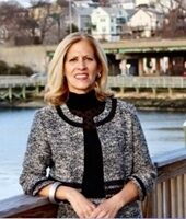 Carole Fiola portrait