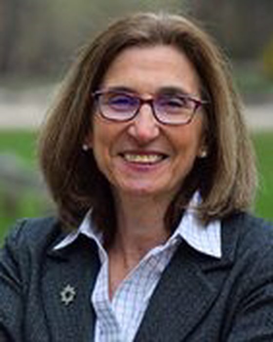 Portrait of Cindy Friedman