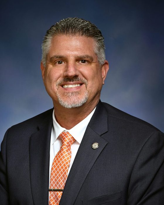 Portrait of Mike Hoadley