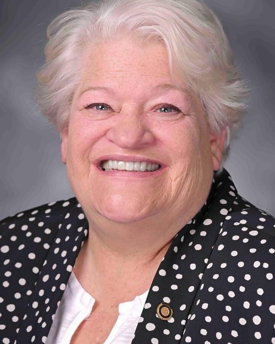 Portrait of Connie Steinmetz