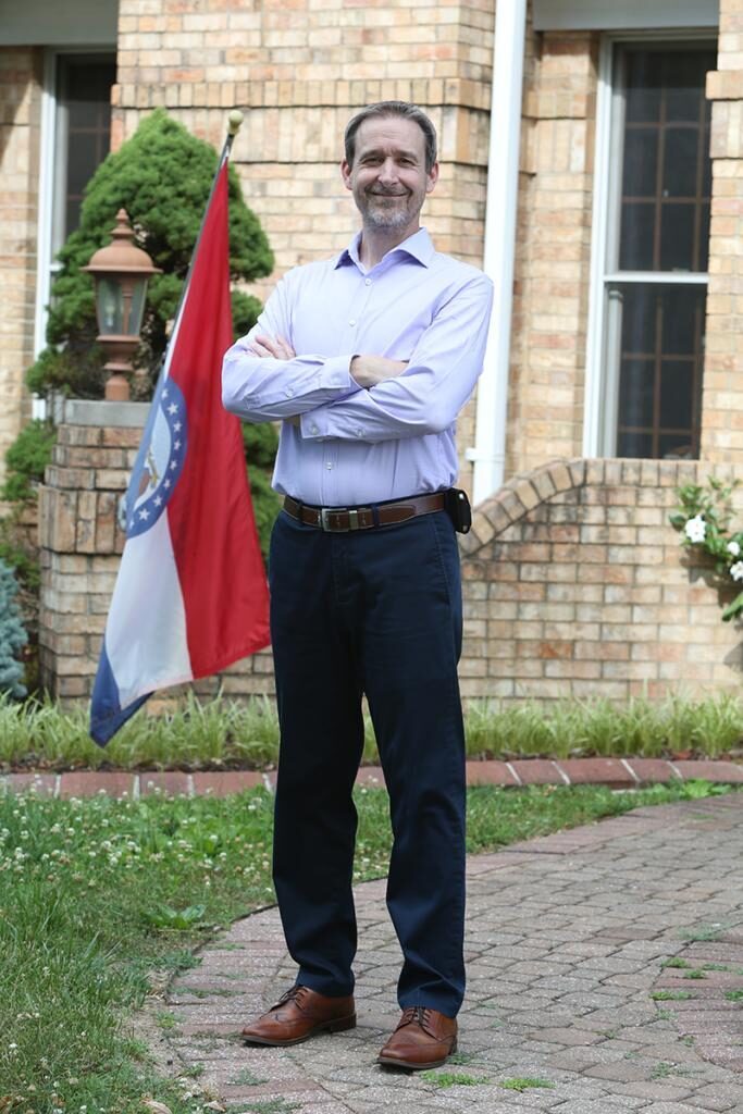 Terri Violet portrait