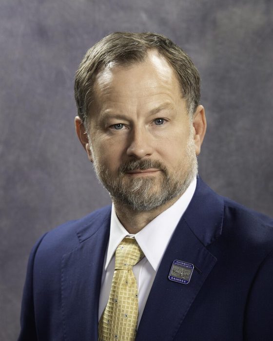 Portrait of Brad Barker