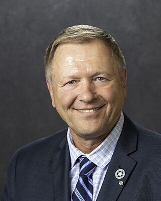 Portrait of Dan Bartel