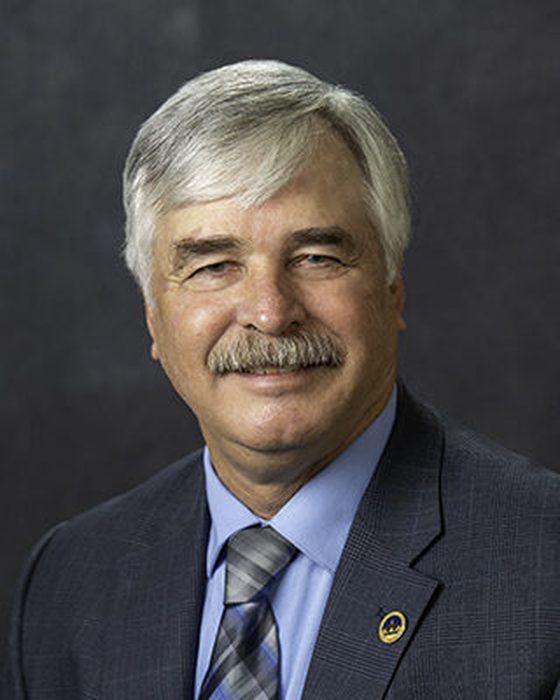 Portrait of Dan Salomon