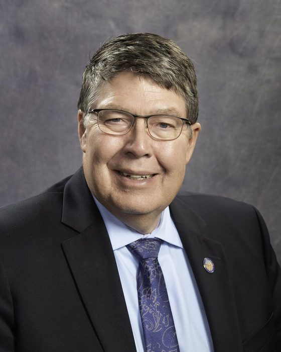 Portrait of Dennis Lenz