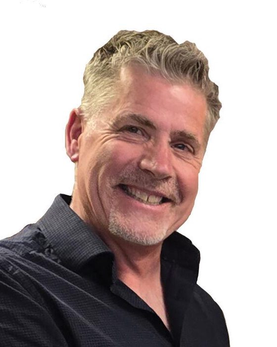 Portrait of Mark Reinschmidt