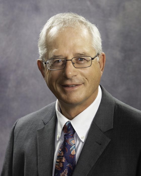 Portrait of Mike Yakawich