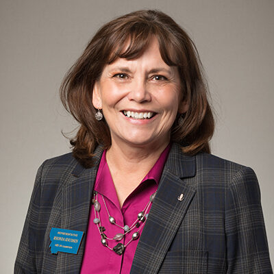 Rhonda Knudsen portrait