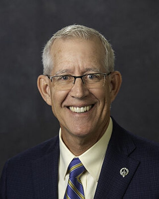 Portrait of Tom McGillvray