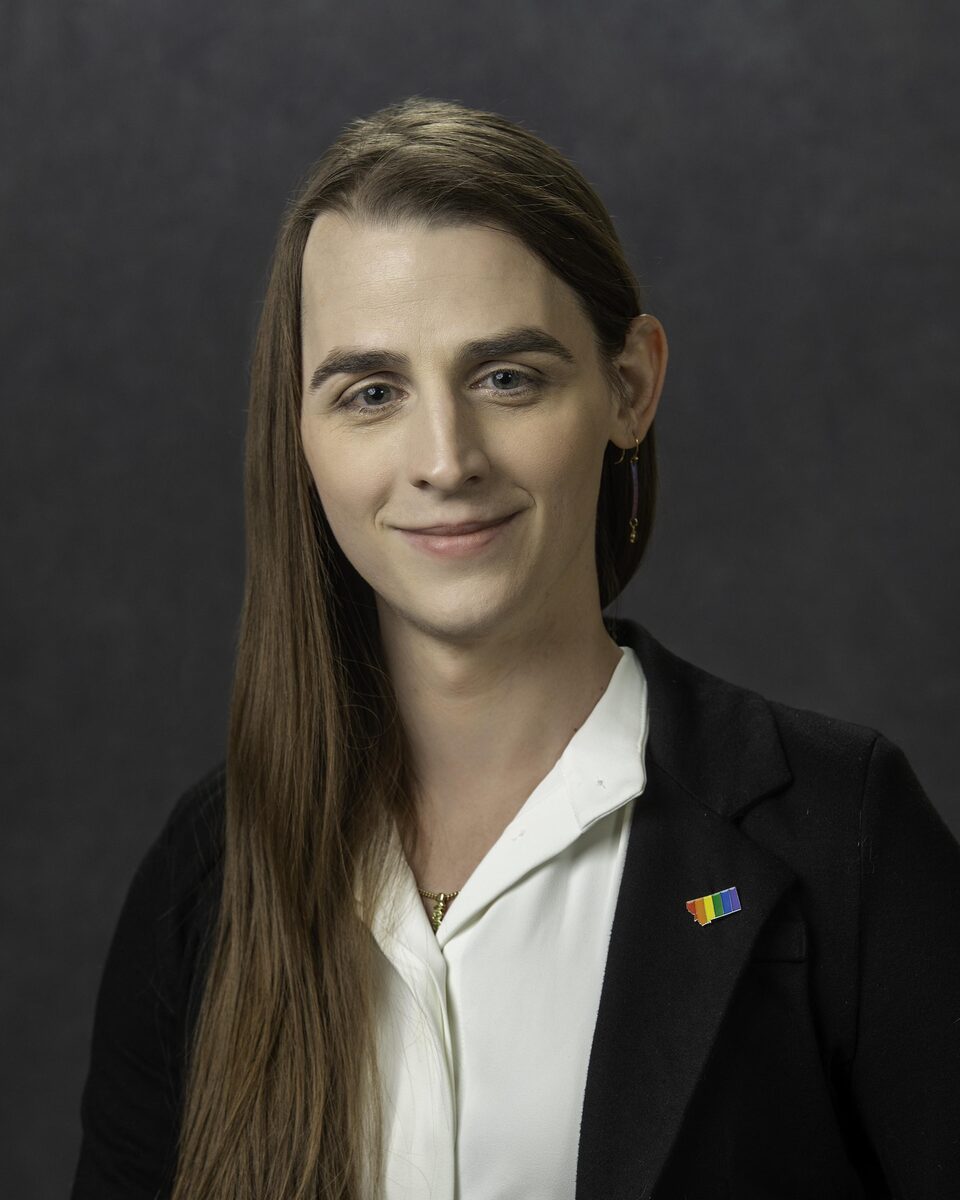 Zooey Zephyr portrait