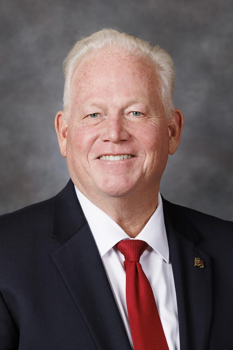 Portrait of Bob Andersen