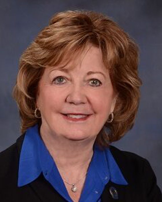 Portrait of Marilyn Dondero Loop