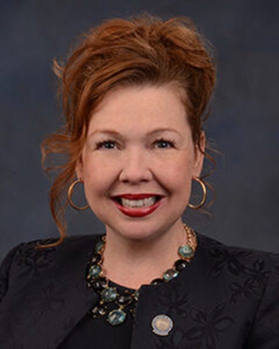 Portrait of Shannon Bilbray-Axelrod