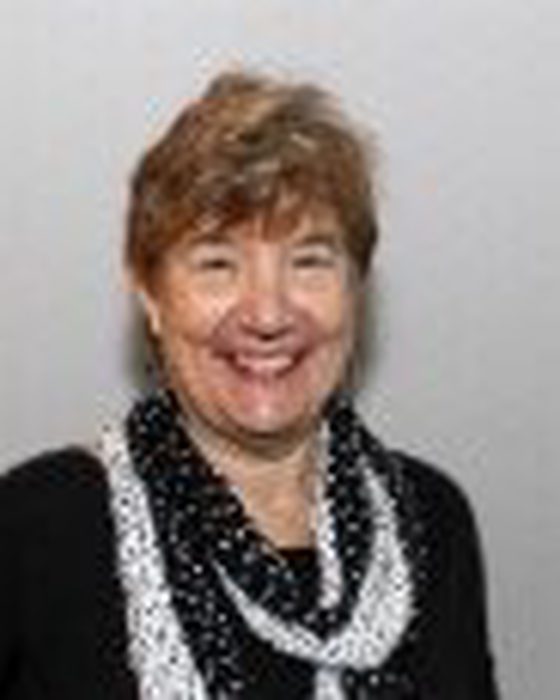 Portrait of Cathryn Harvey