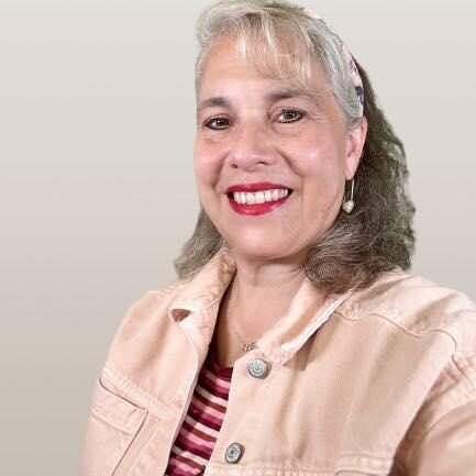 Cindy Bennett portrait