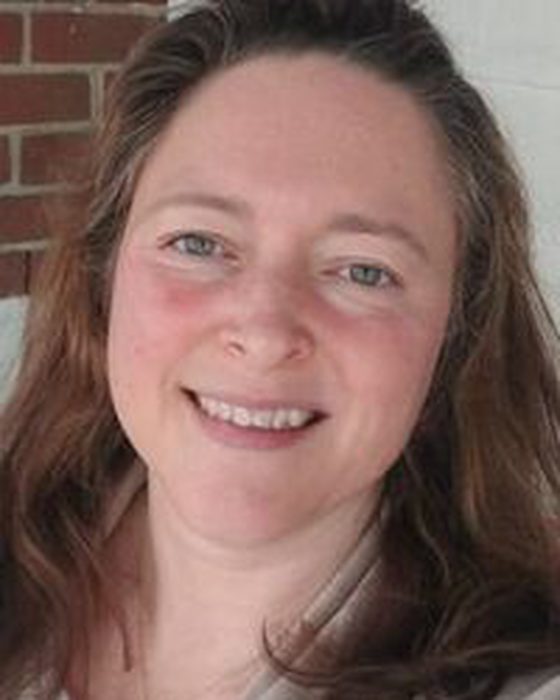 Portrait of Juliet Harvey-Bolia