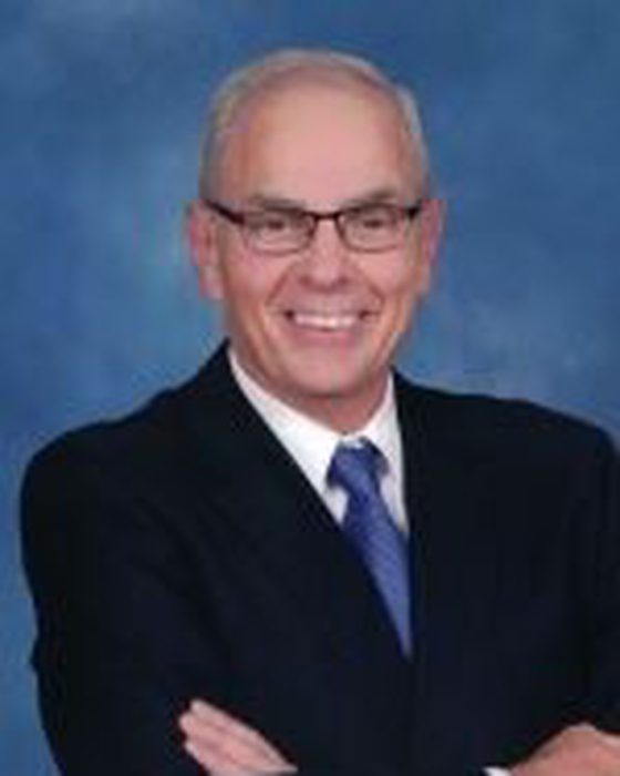 Portrait of Mark MacKenzie