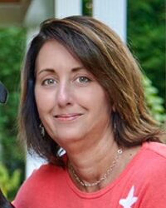 Portrait of Nikki McCarter