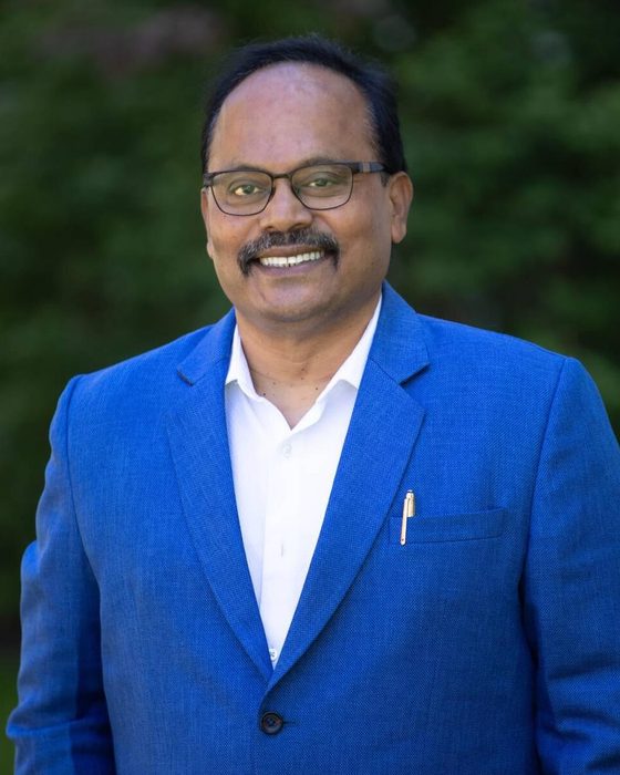 Portrait of Santosh Salvi