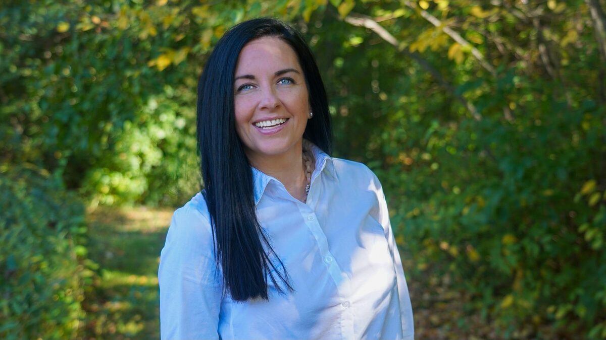 Sayra DeVito portrait