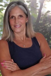 Shelley Devine portrait