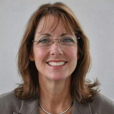 Sue DeLemus portrait