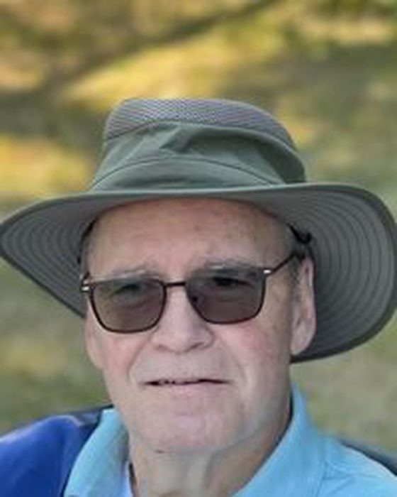 Portrait of Tom Dolan