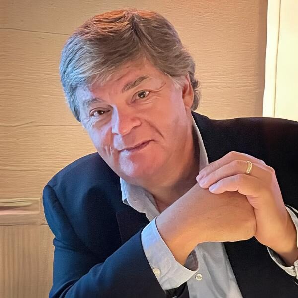 Wayne Pearson portrait