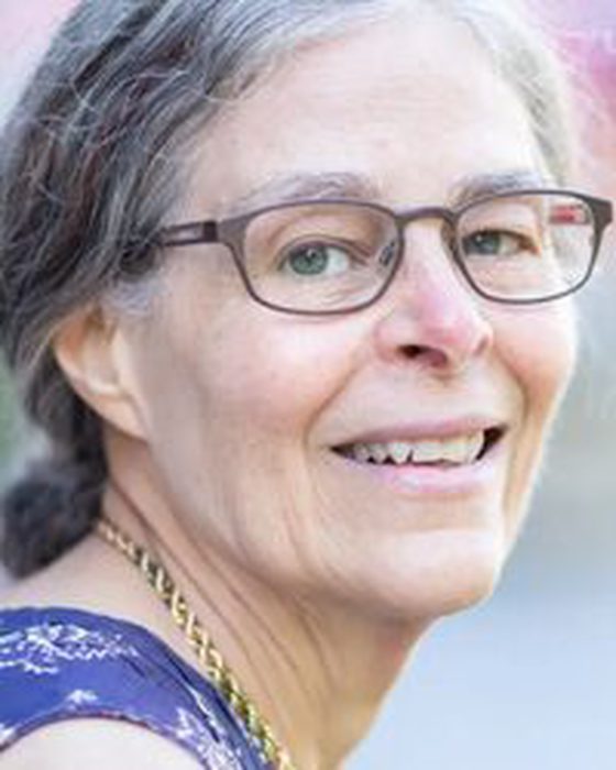 Portrait of Zoe Manos