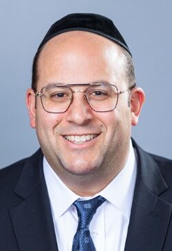 Avi Schnall portrait