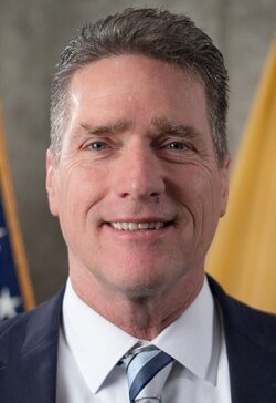 Dan Hutchison portrait