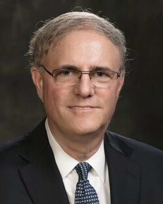 Portrait of Robert Auth