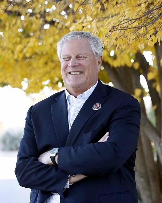 Portrait of Larry Scott