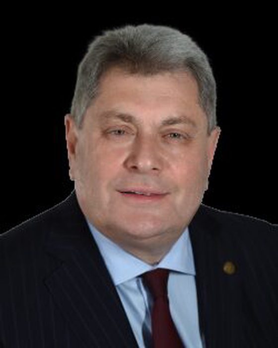 Portrait of Alec Brook-Krasny