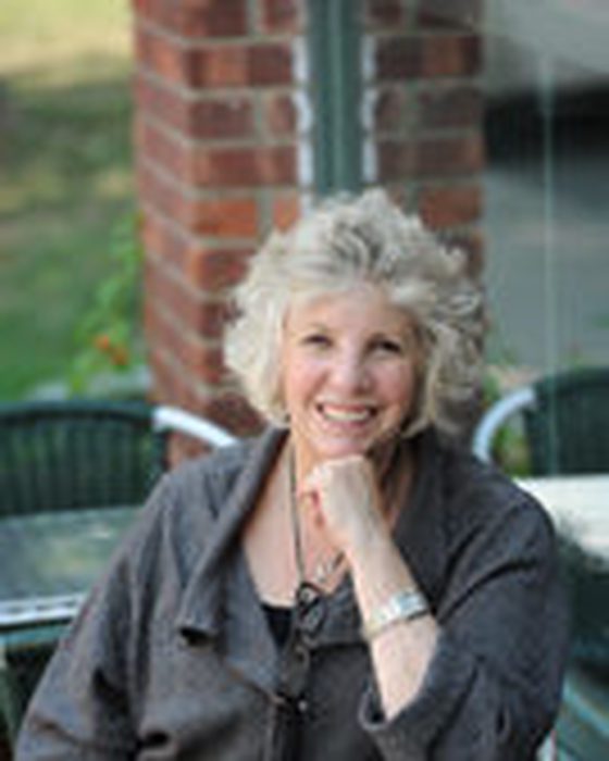 Portrait of Didi Barrett