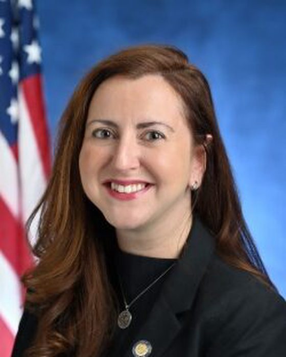 Portrait of Nily Rozic