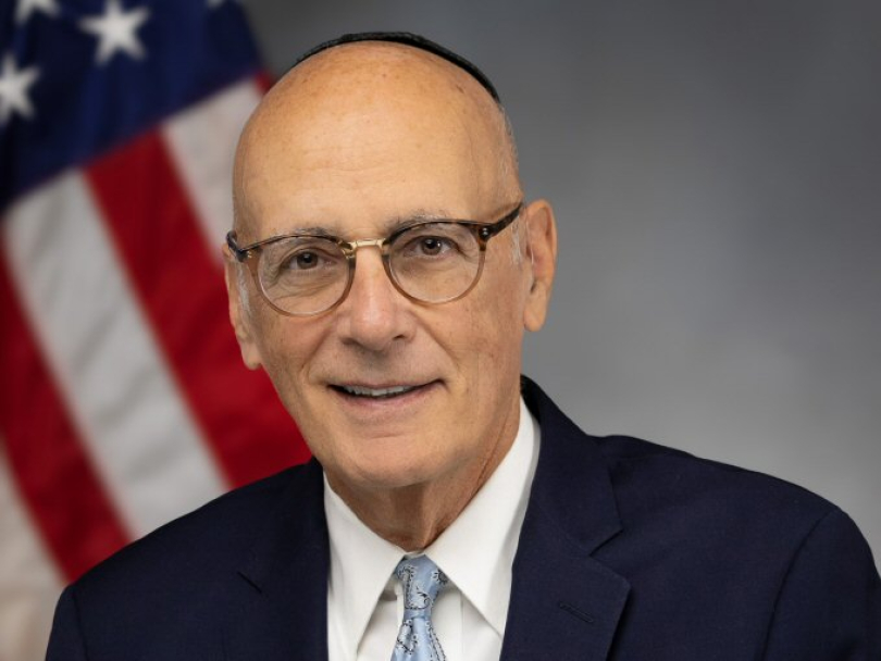 Portrait of Sam Sutton