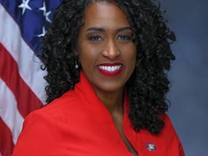 Samra Brouk portrait