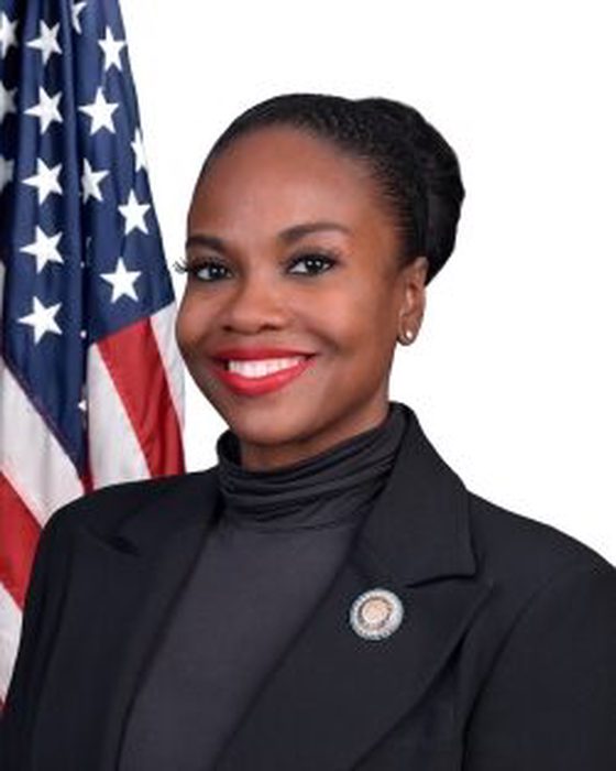 Portrait of Taylor Darling