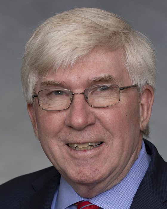 Portrait of Tom McInnis