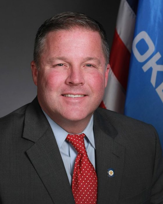 Portrait of Lonnie Paxton