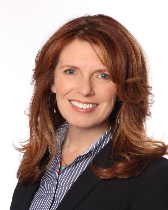 Portrait of Christine Drazan