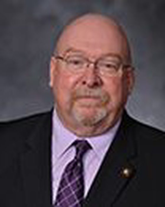 Portrait of Lynn Findley