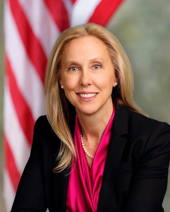 Portrait of Dawn Keefer