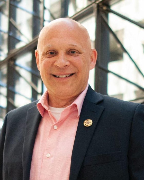 Portrait of Eric Weaknecht